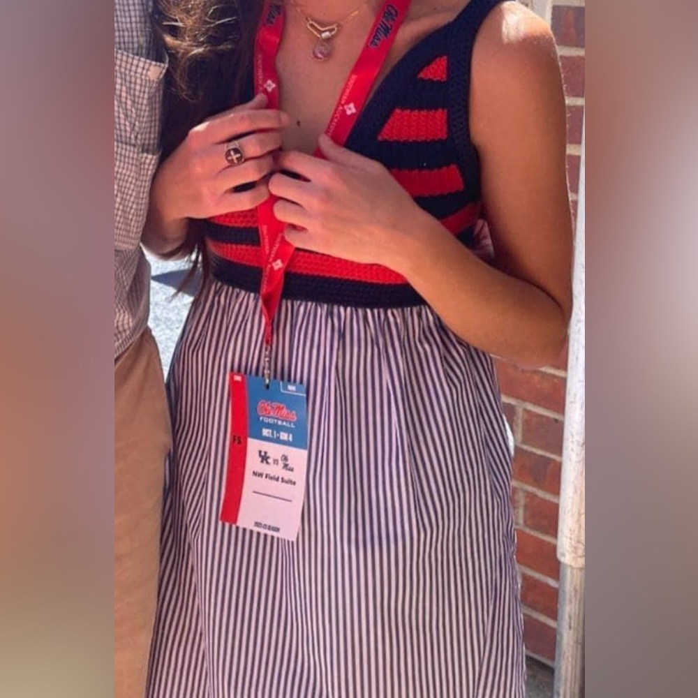 KULE dress xs . Ordered two sizes this one has not been worn. NWOT Gameday